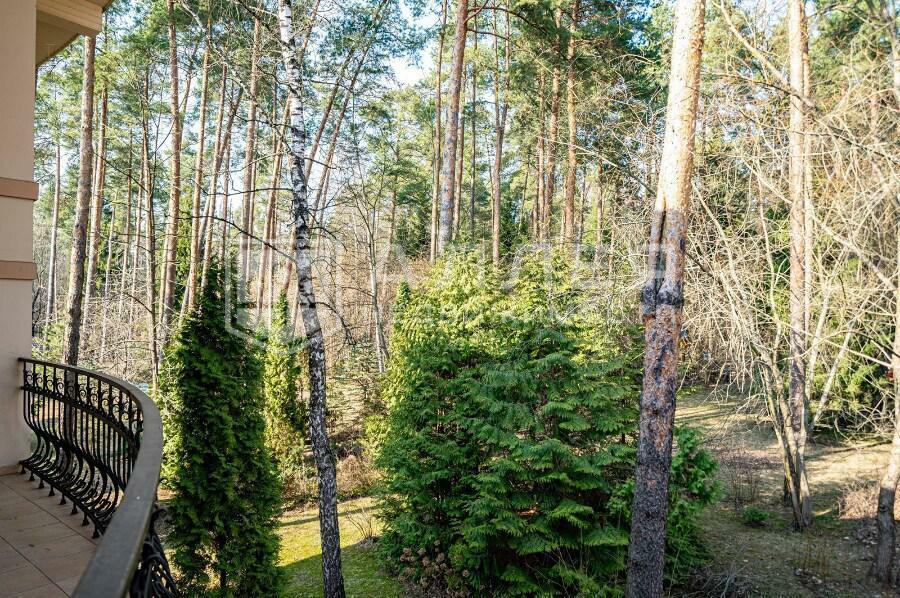 2-этажный коттедж 400 м² с отделкой