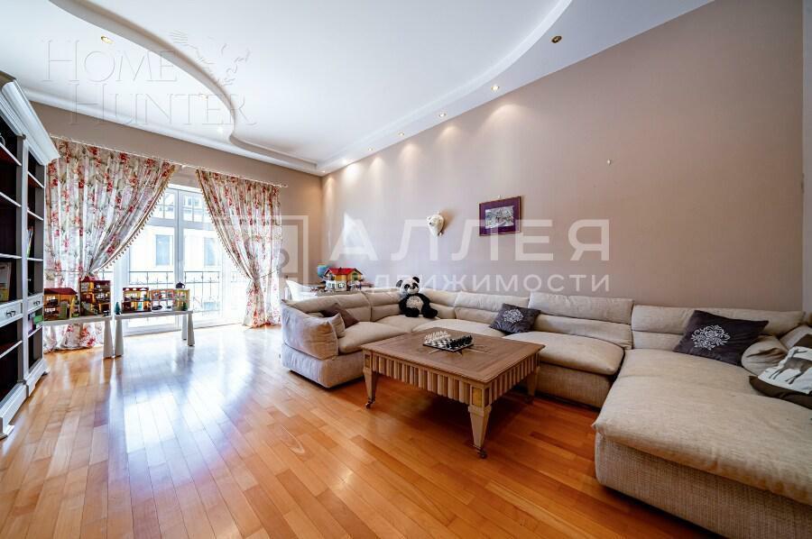 2-этажный коттедж 400 м² с отделкой