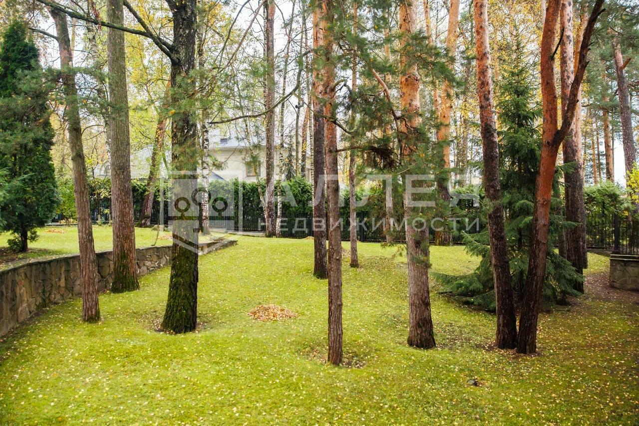 3-этажный коттедж 602 м² с отделкой