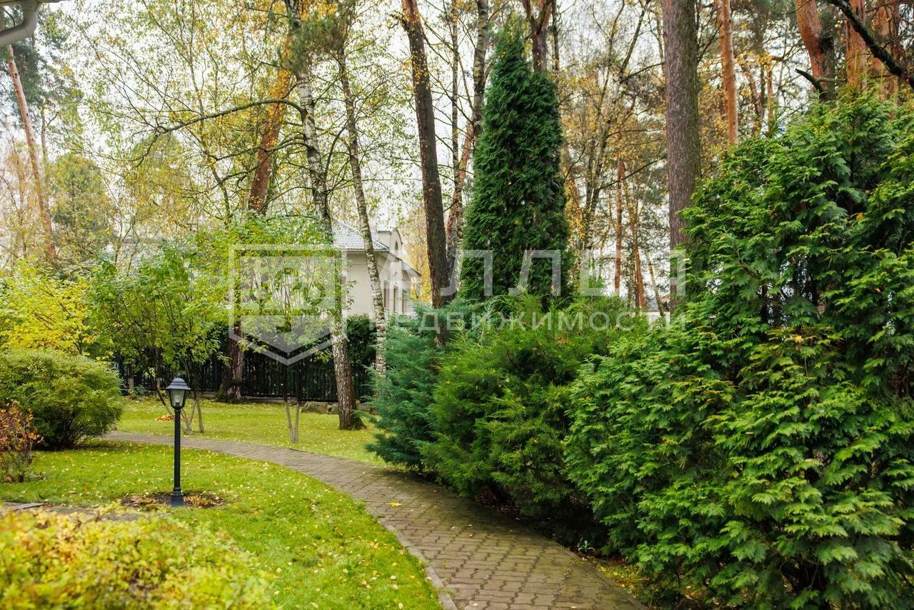 3-этажный коттедж 602 м² с отделкой