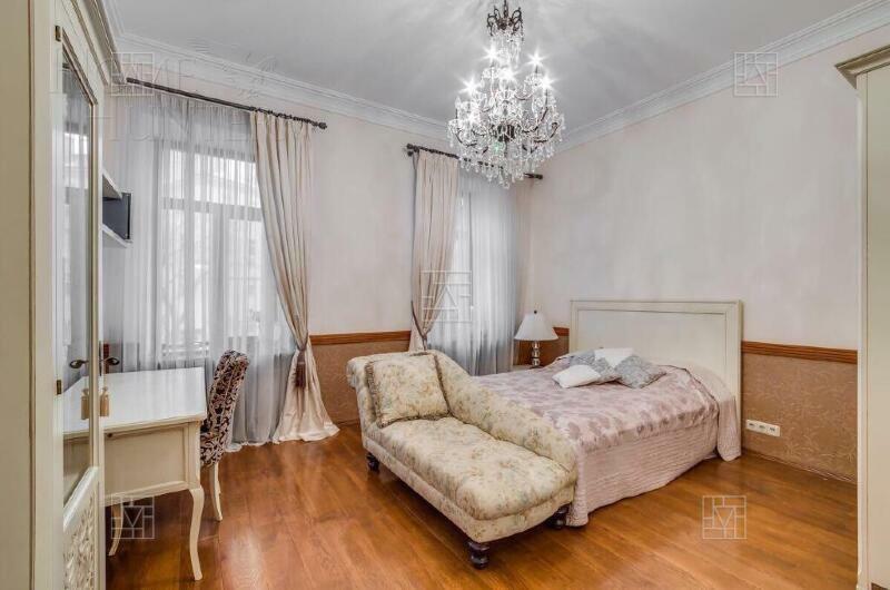 3-КОМН. КВАРТИРА С ОТДЕЛКОЙ 135 М² НА 2 ЭТАЖЕ