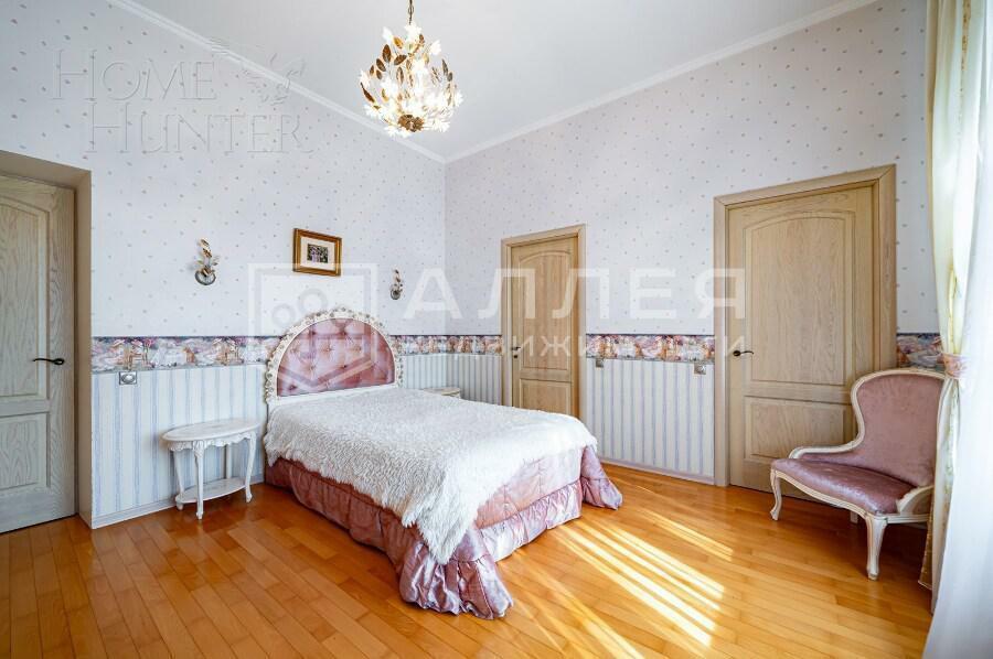 2-этажный коттедж 400 м² с отделкой