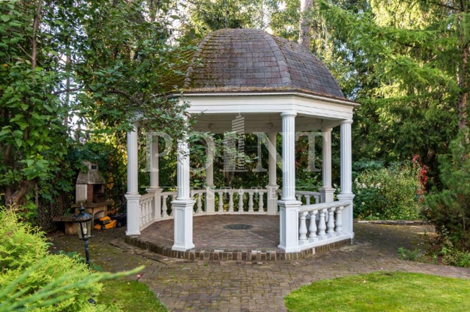 2-этажный коттедж 782.7 м² с отделкой