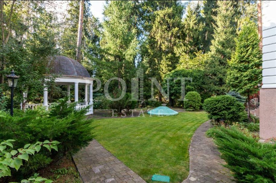 2-этажный коттедж 782.7 м² с отделкой