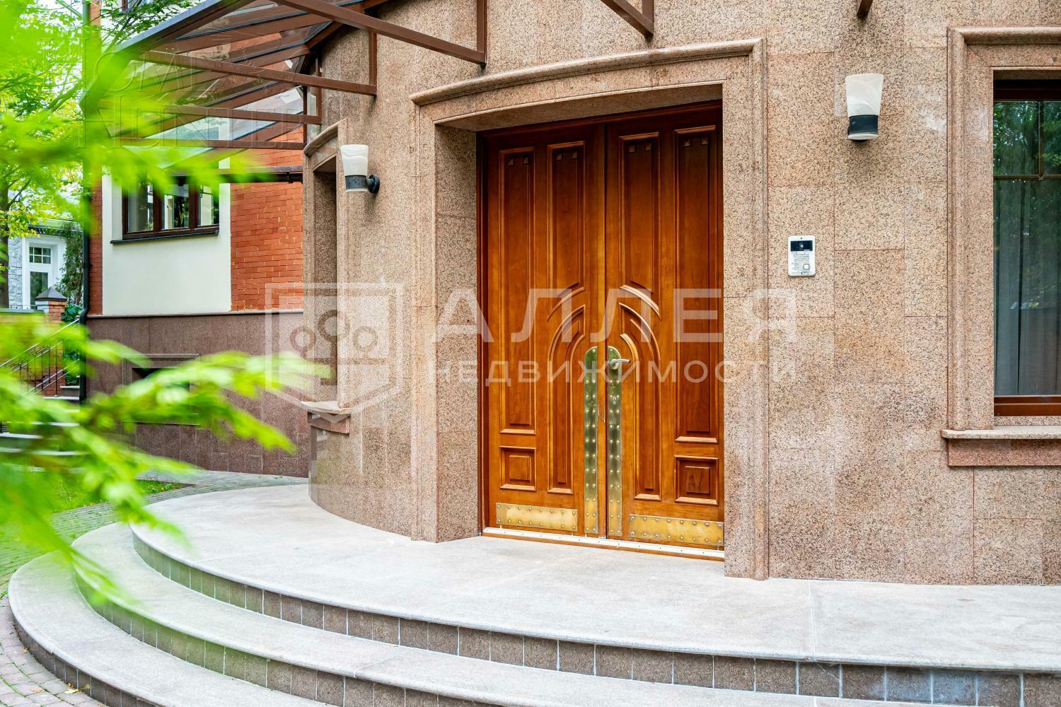 2-этажный коттедж 1 063 м² с отделкой