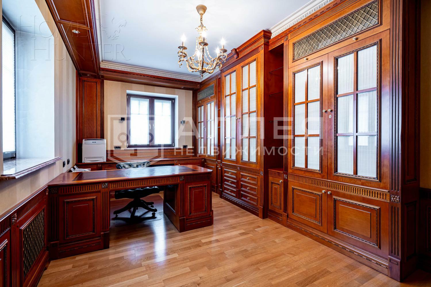 2-этажный коттедж 1 063 м² с отделкой