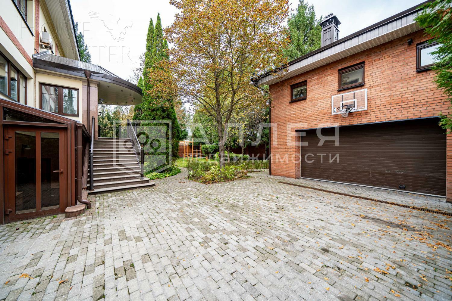 2-этажный коттедж 1 063 м² с отделкой