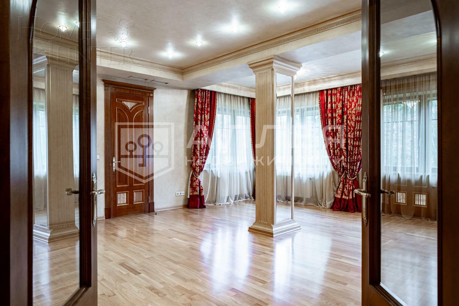 2-этажный коттедж 1 063 м² с отделкой