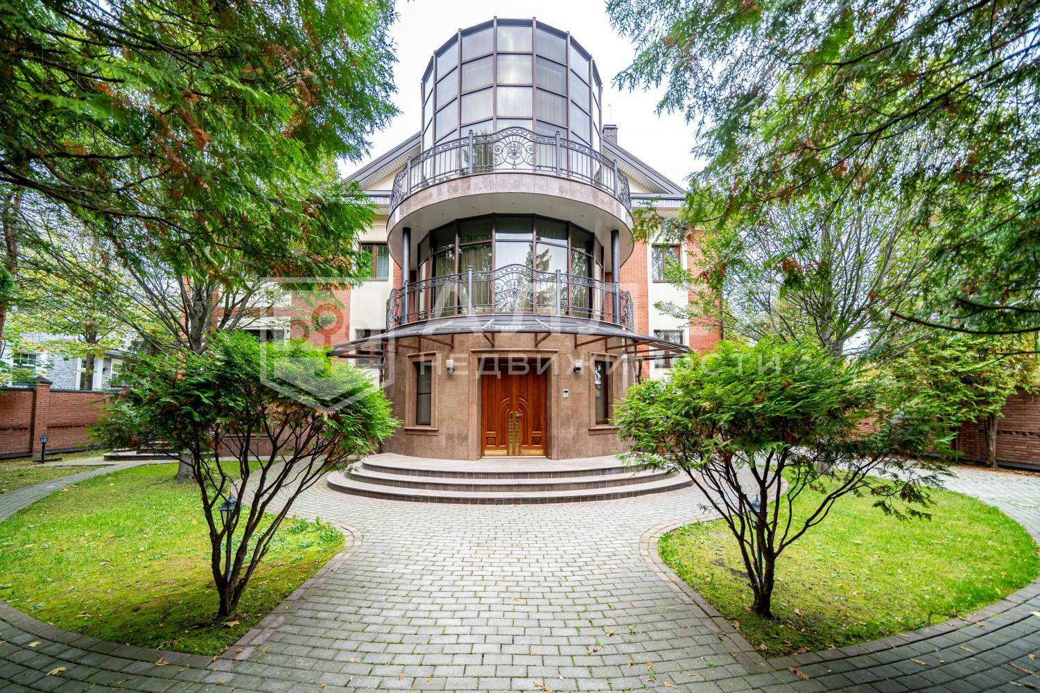 2-этажный коттедж 1 063 м² с отделкой