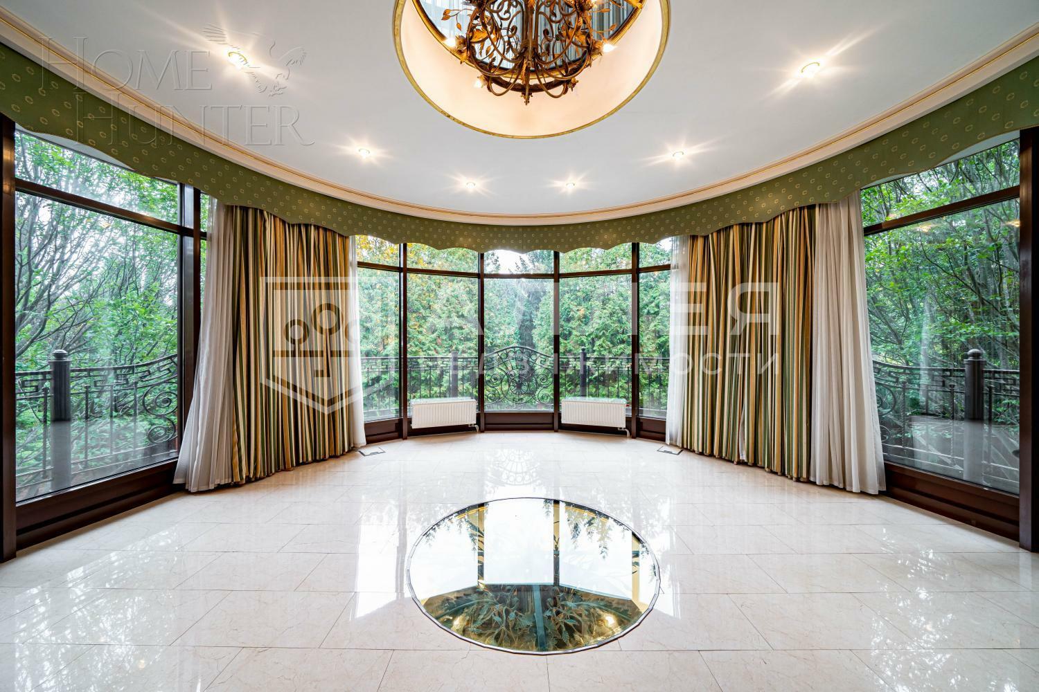 2-этажный коттедж 1 063 м² с отделкой