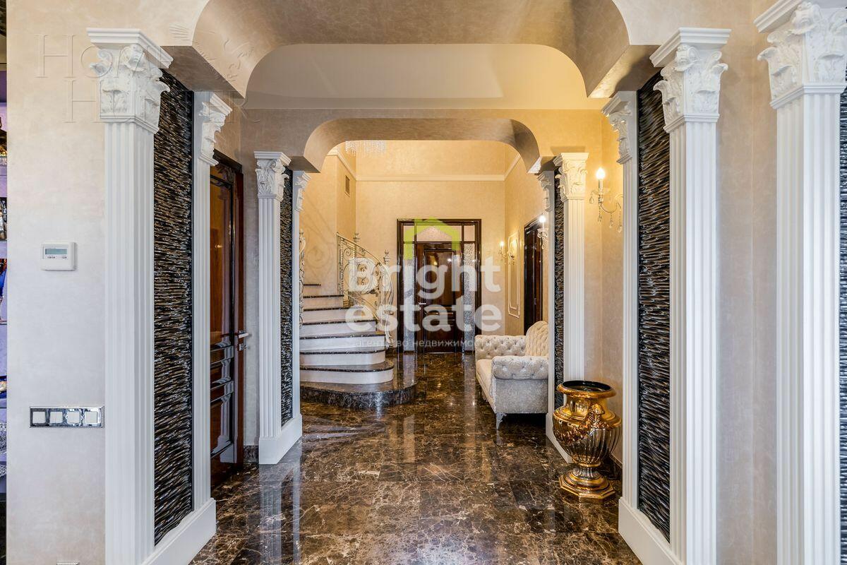 2-этажный коттедж 692 м² с отделкой