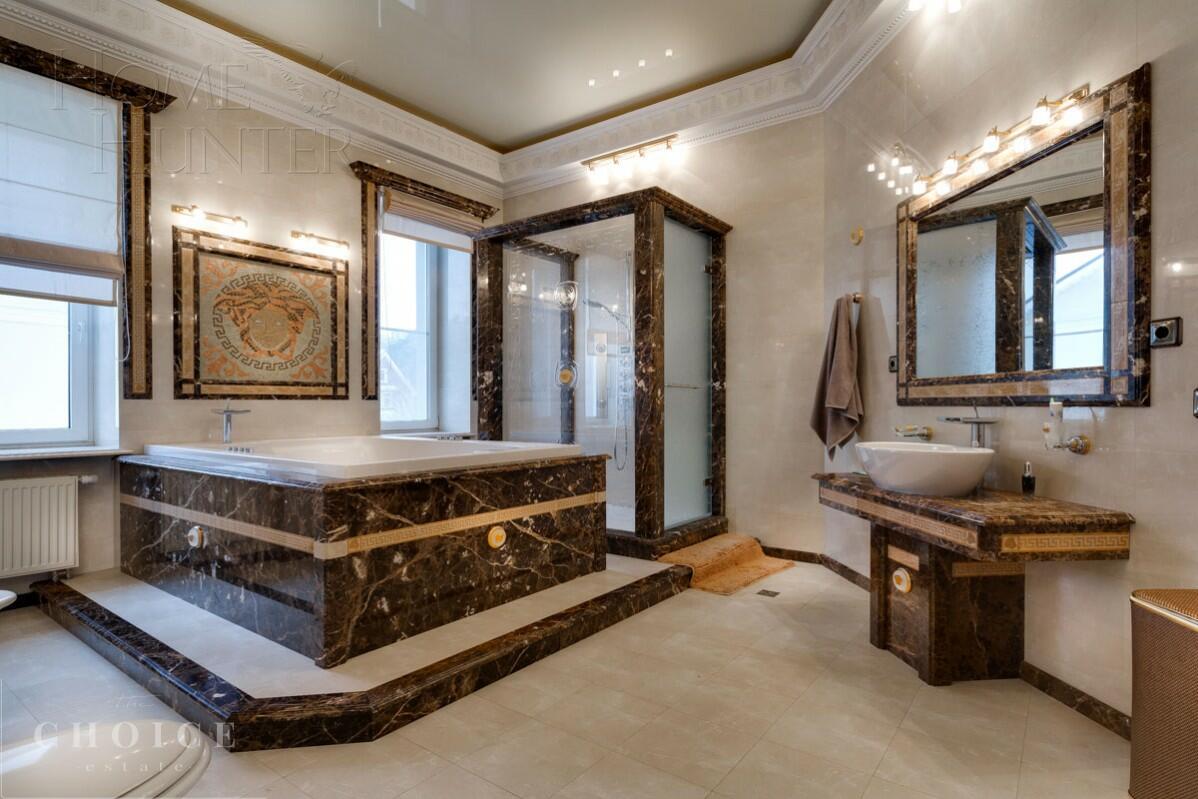 2-этажный коттедж 500 м² с отделкой