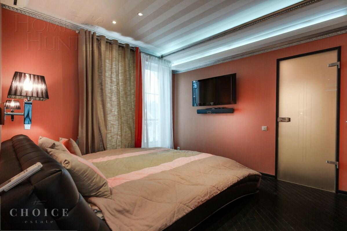 2-этажный коттедж 500 м² с отделкой