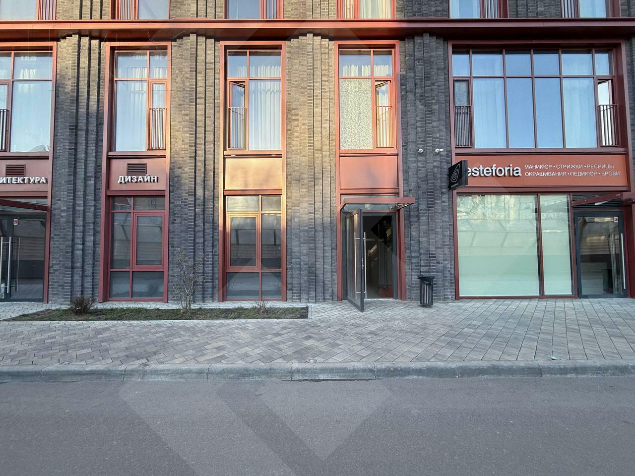 2-УРОВНЕВЫЕ АПАРТАМЕНТЫ БЕЗ ОТДЕЛКИ 68.4 М² НА 1 ЭТАЖЕ