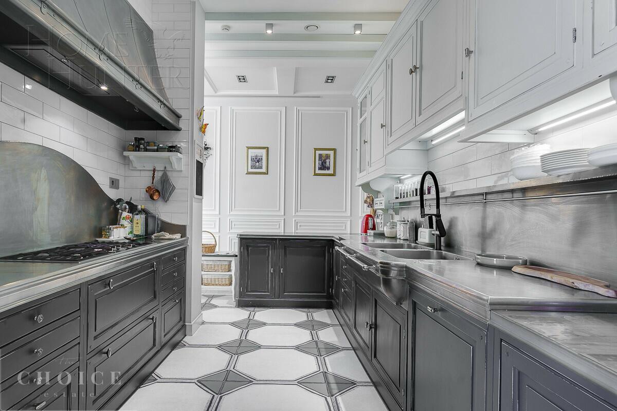 2-этажный таунхаус 430 м² с отделкой