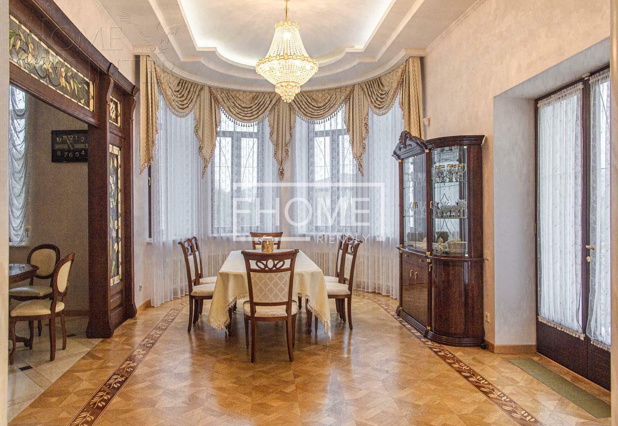 2-этажный коттедж 1 200 м² с отделкой