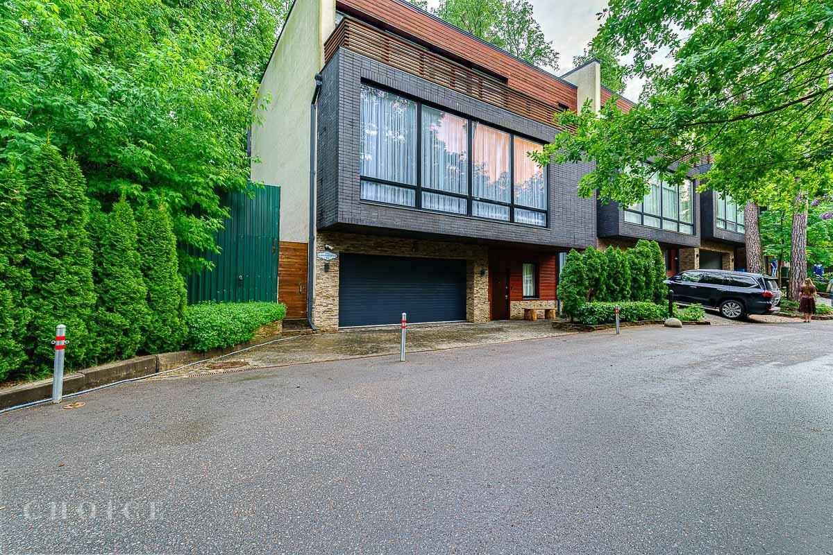 2-этажный таунхаус 430 м² с отделкой