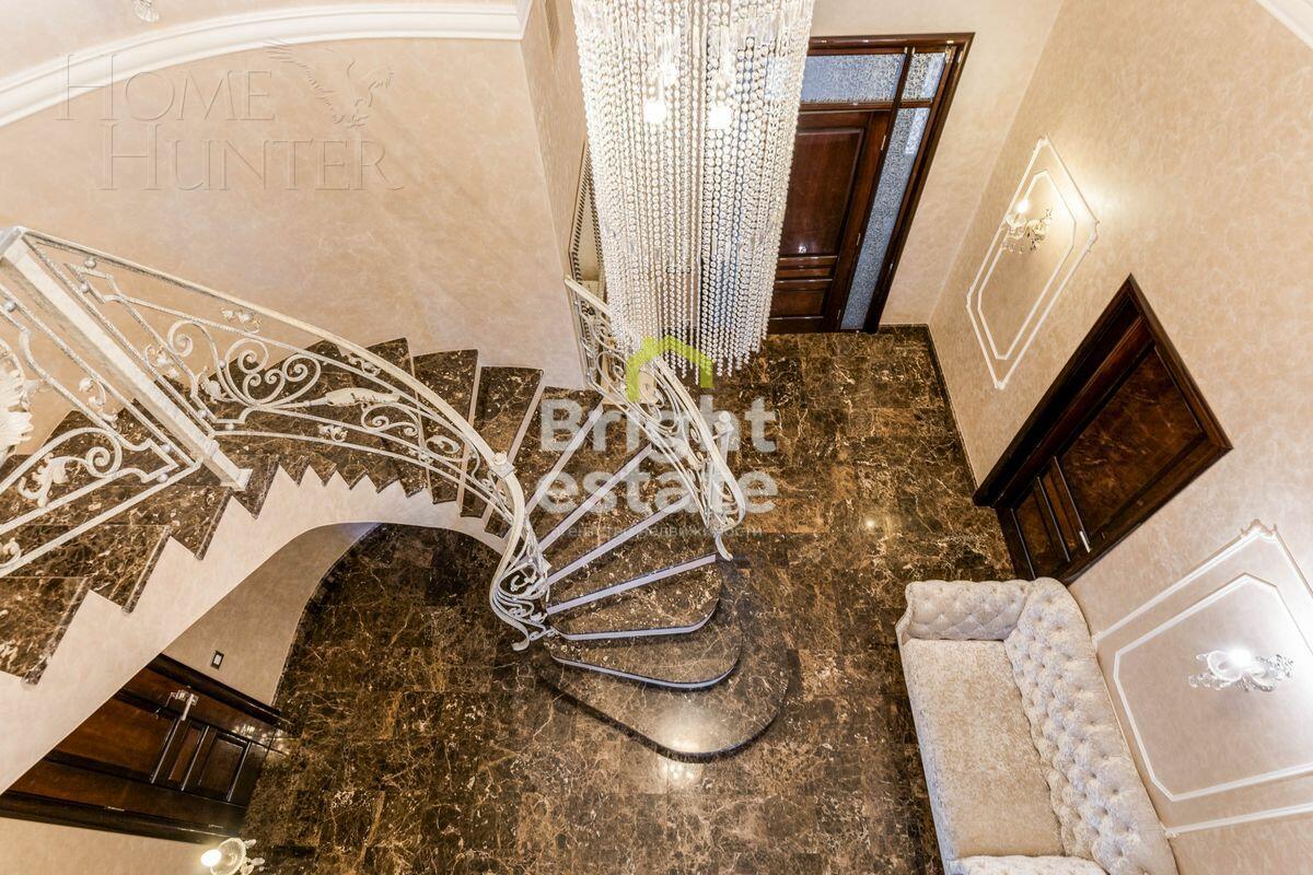 2-этажный коттедж 692 м² с отделкой