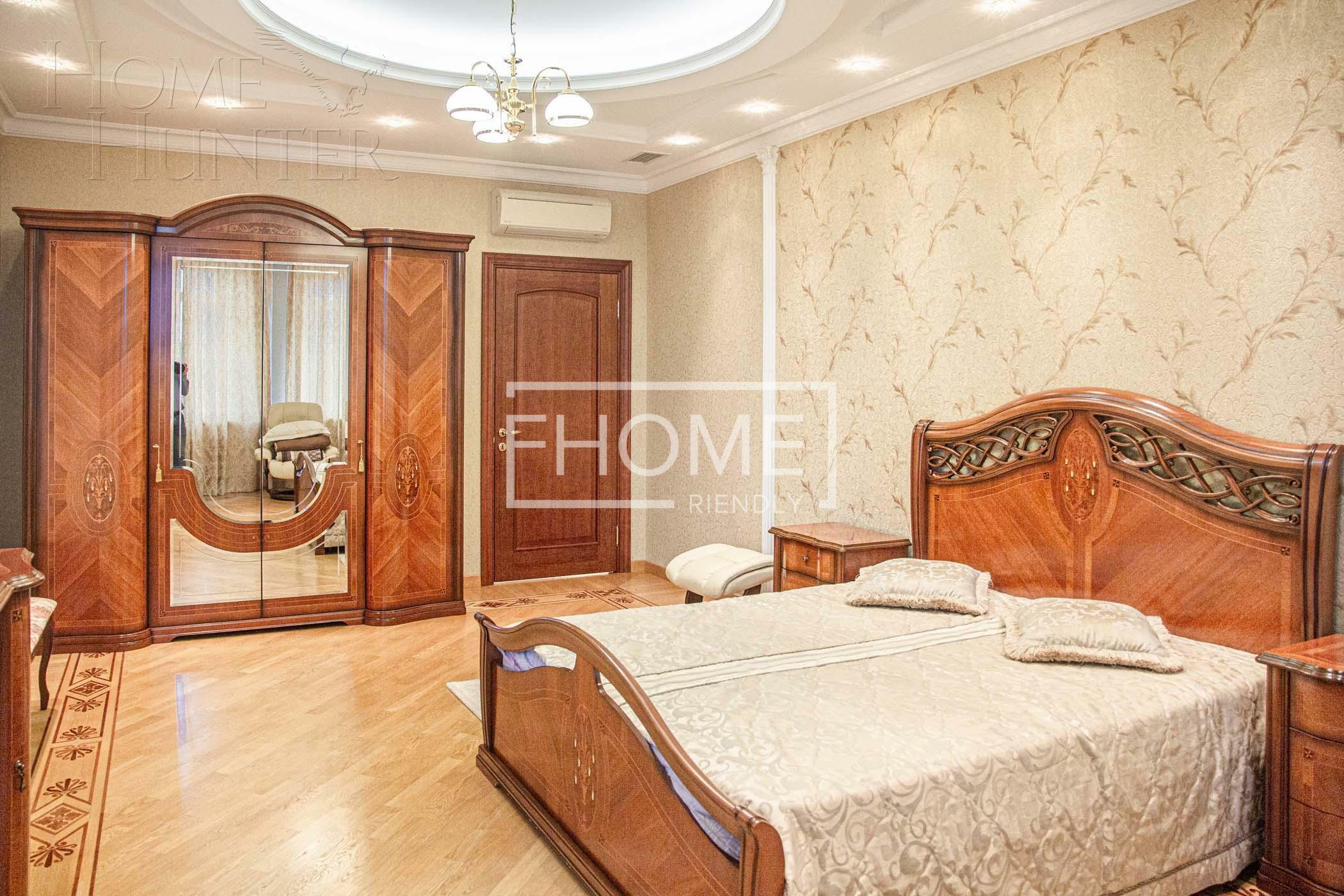 2-этажный коттедж 1 200 м² с отделкой