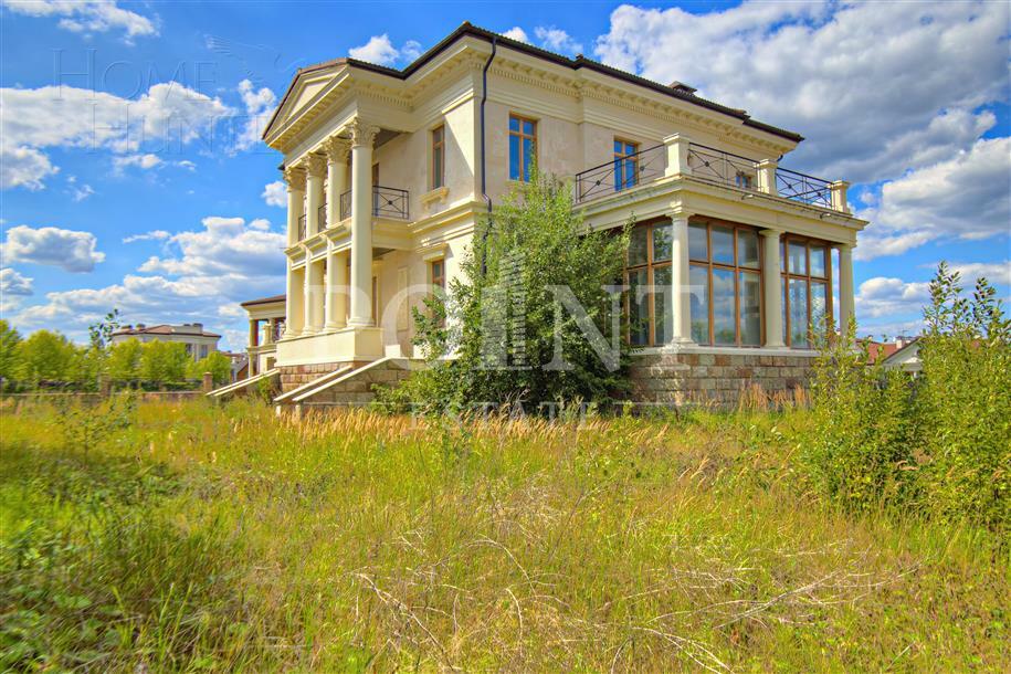 2-этажный коттедж 680 м² без отделки