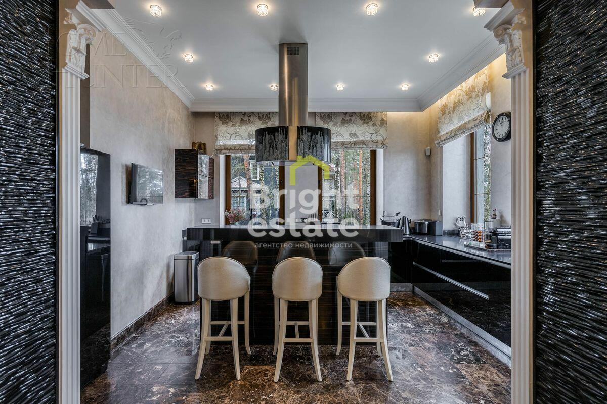 2-этажный коттедж 692 м² с отделкой