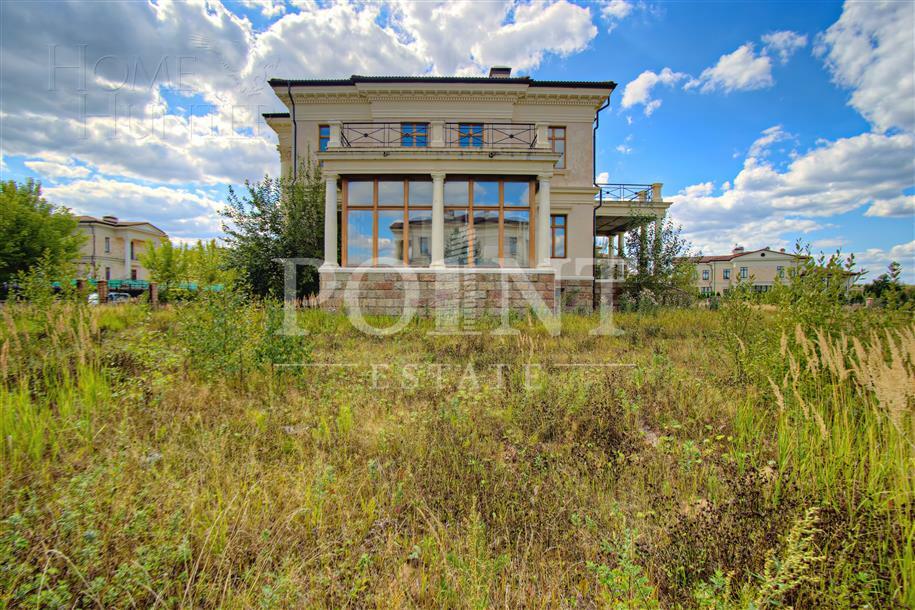 2-этажный коттедж 680 м² без отделки