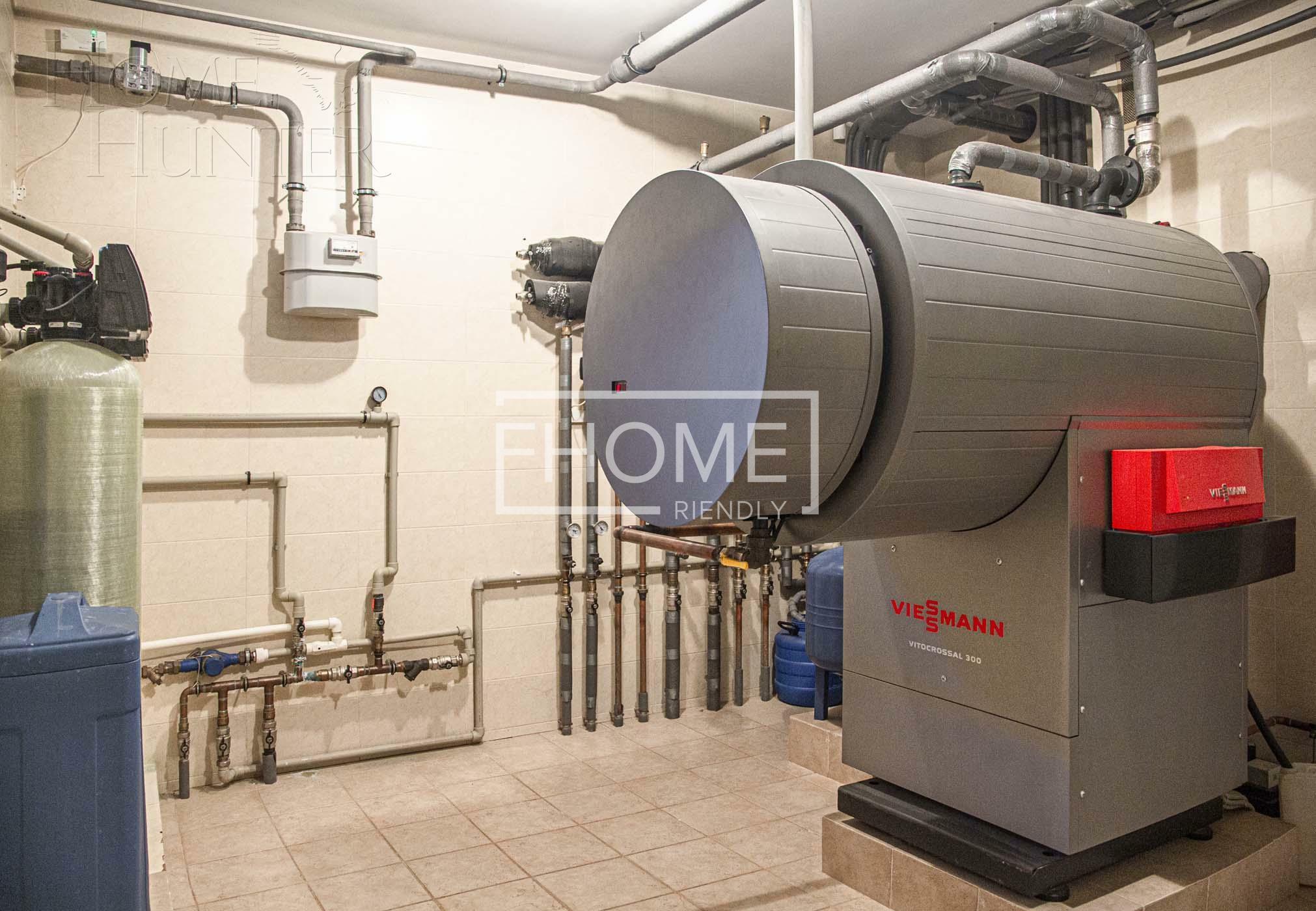 2-этажный коттедж 1 200 м² с отделкой