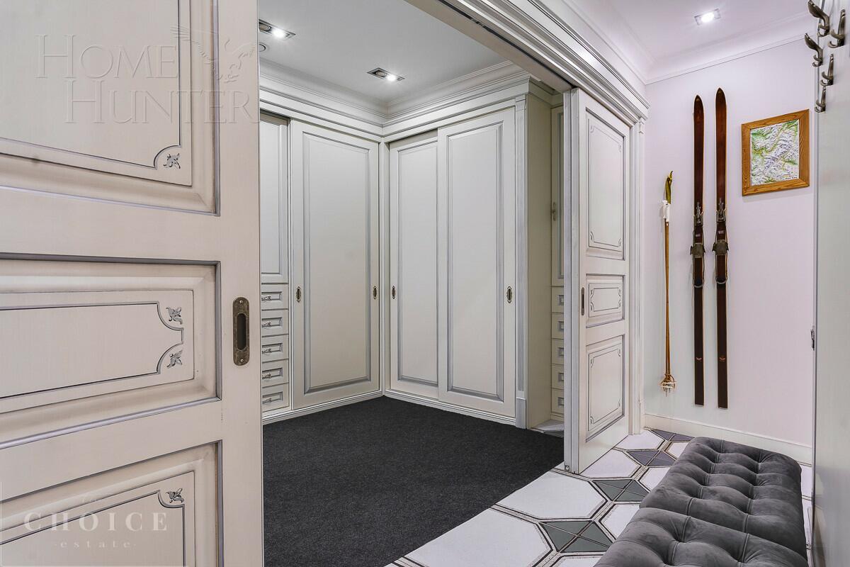 2-этажный таунхаус 430 м² с отделкой