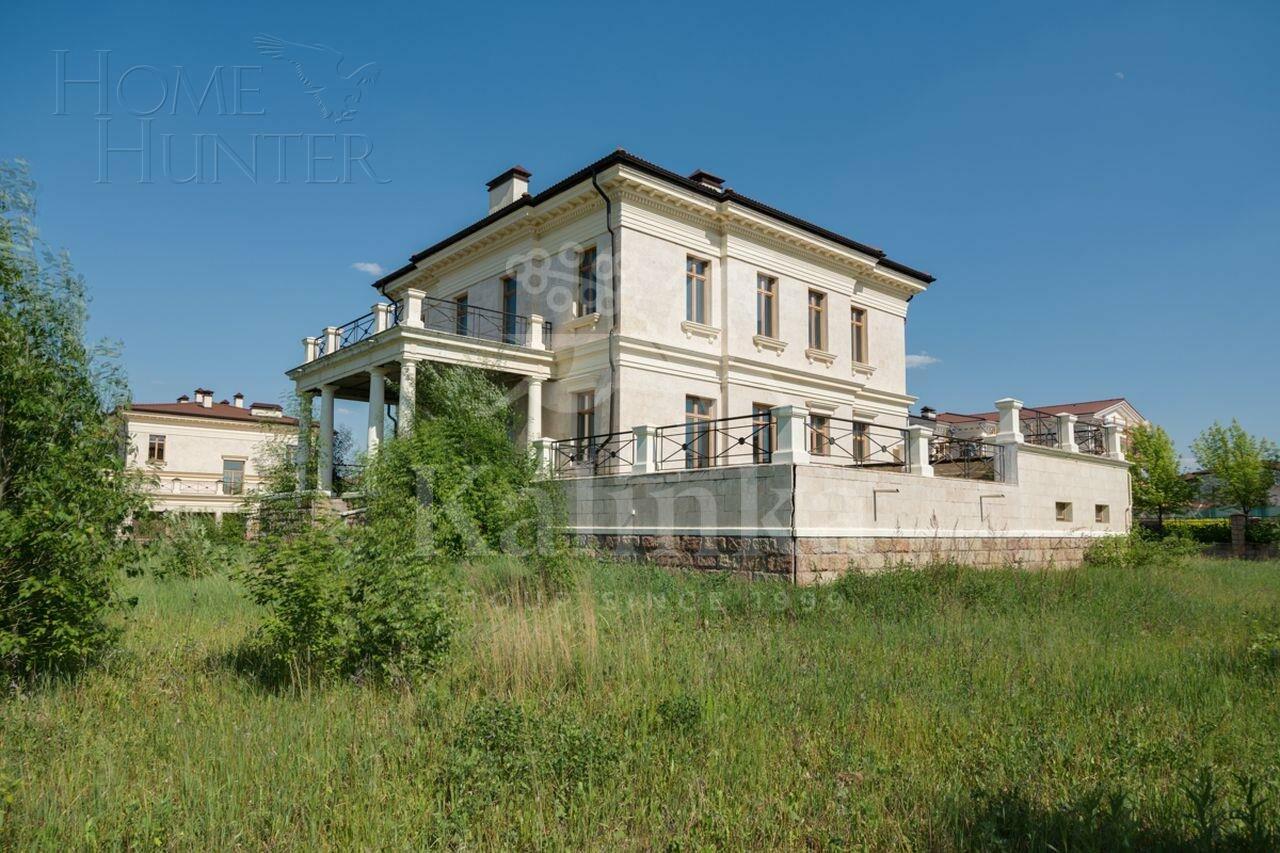 2-этажный коттедж 680 м² без отделки