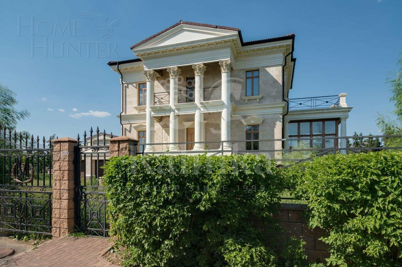 2-этажный коттедж 680 м² без отделки