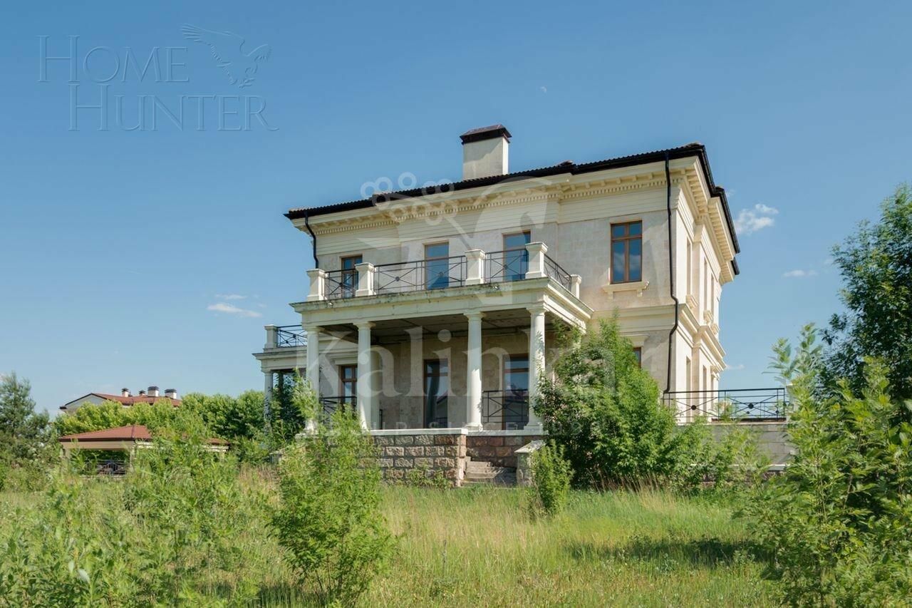 2-этажный коттедж 680 м² без отделки