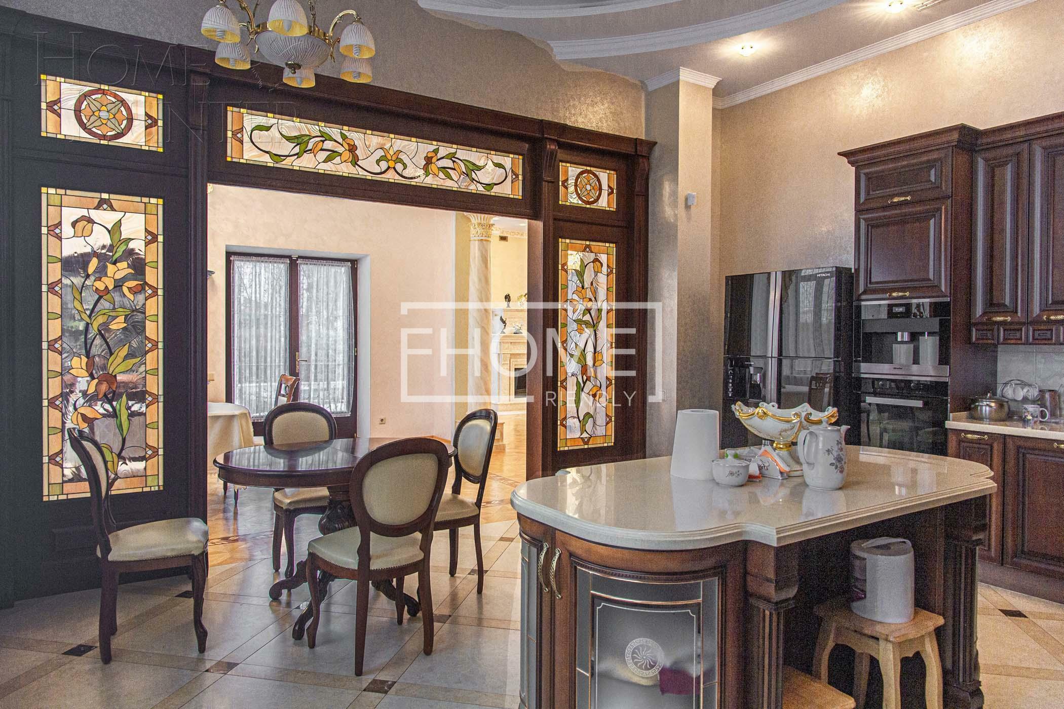 2-этажный коттедж 1 200 м² с отделкой