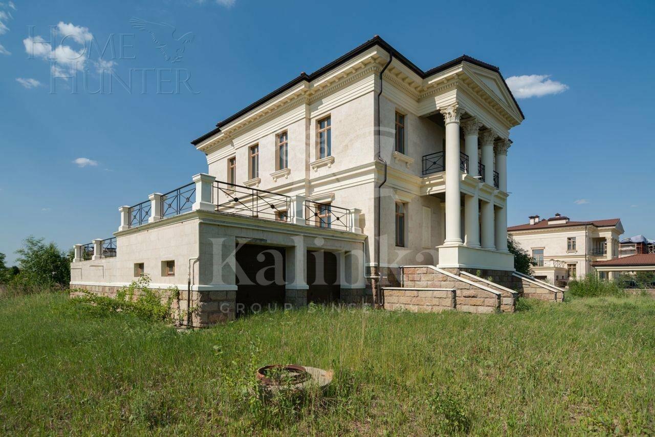 2-этажный коттедж 680 м² без отделки