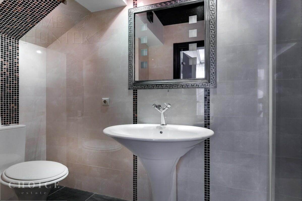 2-этажный коттедж 500 м² с отделкой