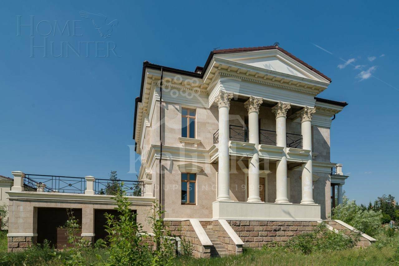 2-этажный коттедж 680 м² без отделки