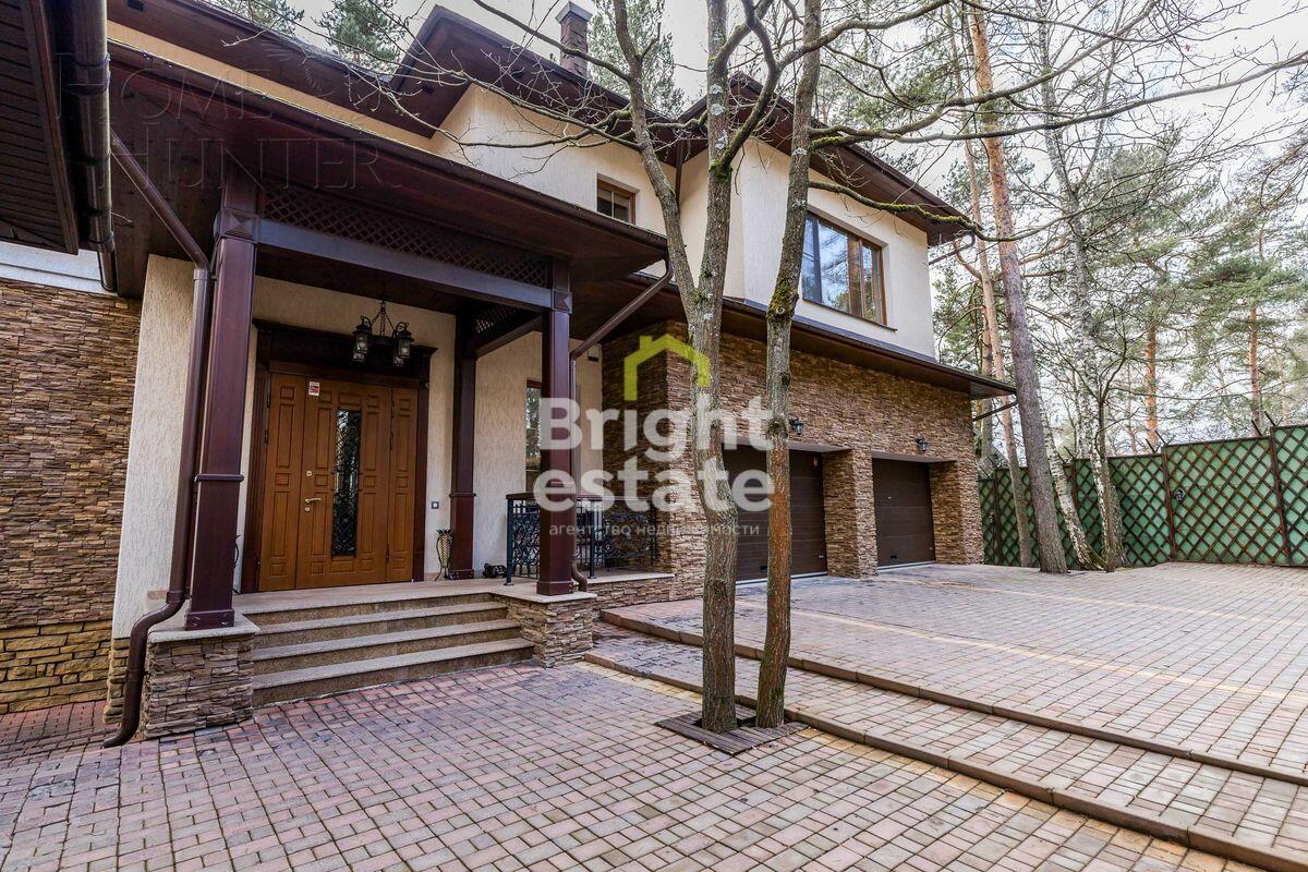 2-этажный коттедж 692 м² с отделкой