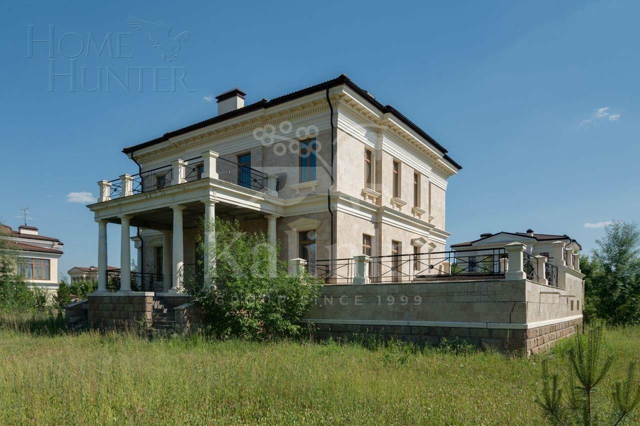 2-этажный коттедж 680 м² без отделки