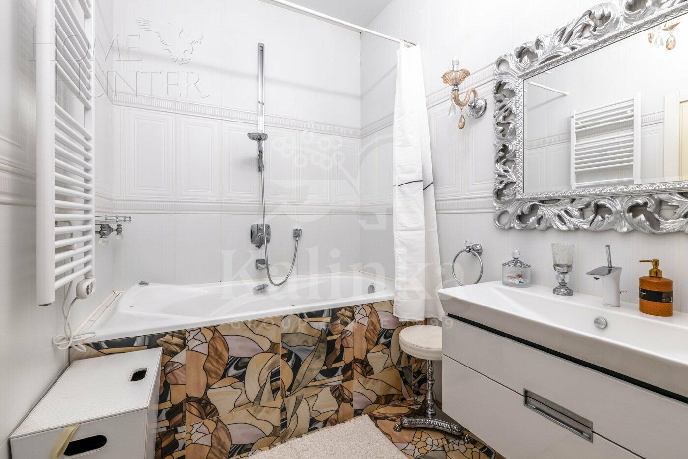 4-КОМН. КВАРТИРА С ОТДЕЛКОЙ 140 М² НА 7 ЭТАЖЕ