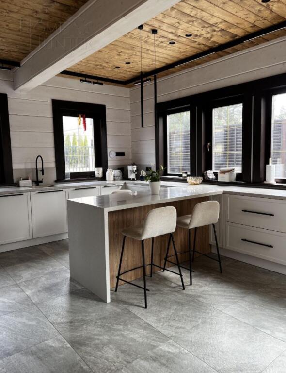 2-этажный коттедж 630 м² с отделкой