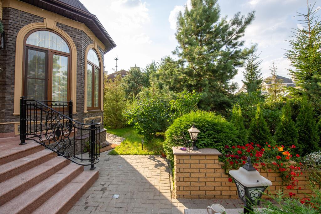 2-этажный коттедж 524 м² с отделкой