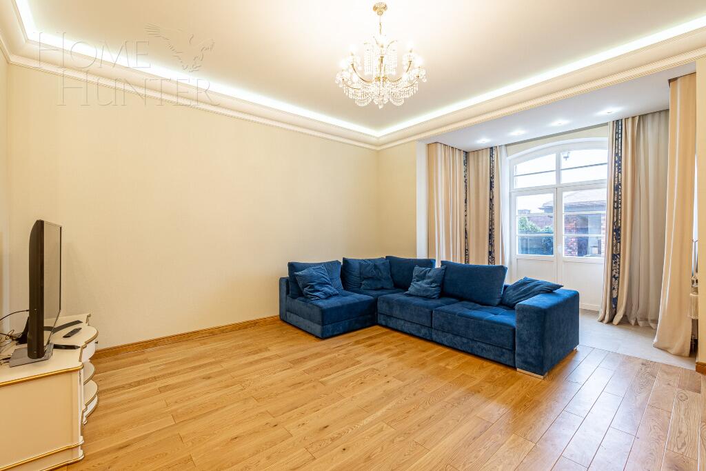 2-этажный таунхаус 350 м² с отделкой