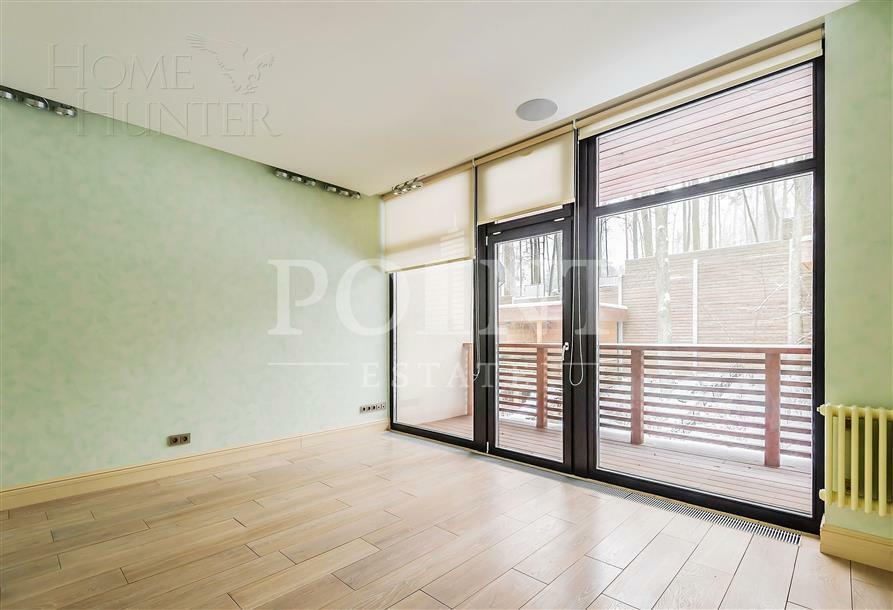 3-этажный таунхаус 360 м² с отделкой