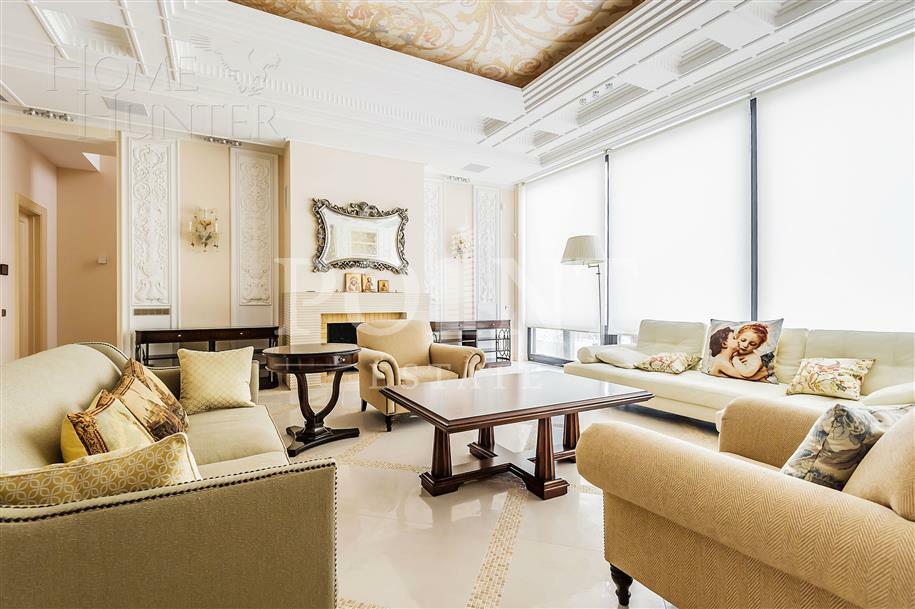 3-этажный таунхаус 360 м² с отделкой