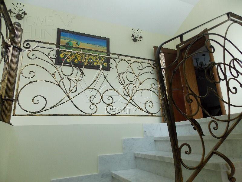 2-этажный коттедж 618 м² с отделкой