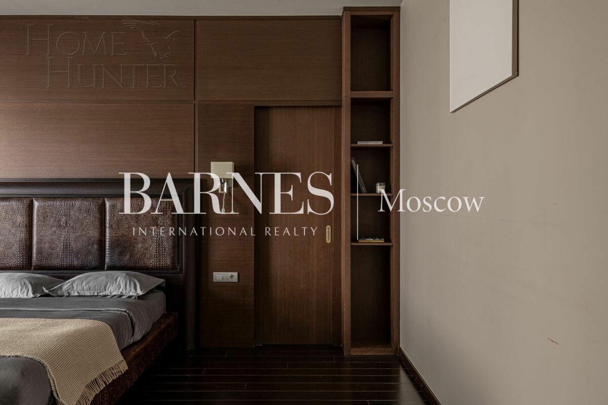 4-КОМН. КВАРТИРА С ОТДЕЛКОЙ 210.6 М² НА 2 ЭТАЖЕ