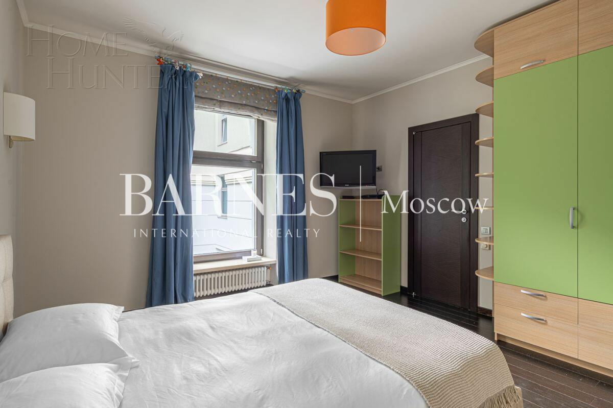 4-КОМН. КВАРТИРА С ОТДЕЛКОЙ 210.6 М² НА 2 ЭТАЖЕ