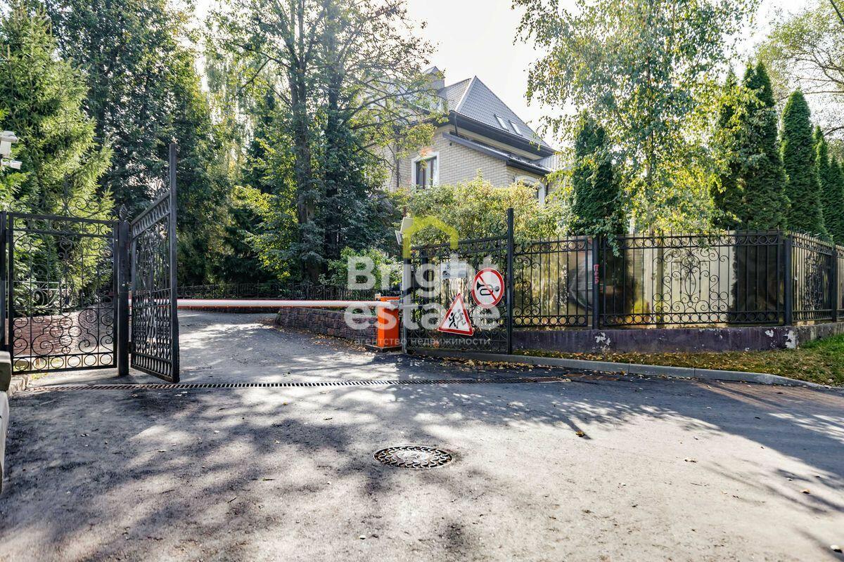 2-этажный таунхаус 450 м² с отделкой