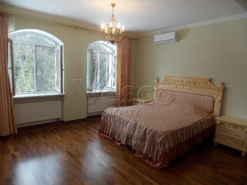 2-этажный коттедж 618 м² с отделкой