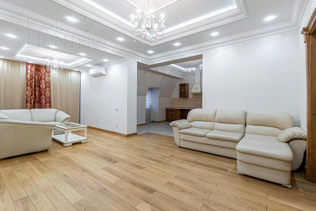 2-этажный таунхаус 350 м² с отделкой