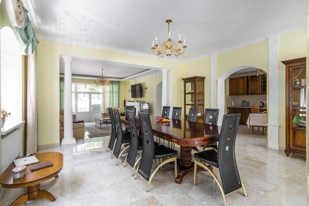 2-этажный коттедж 618 м² с отделкой